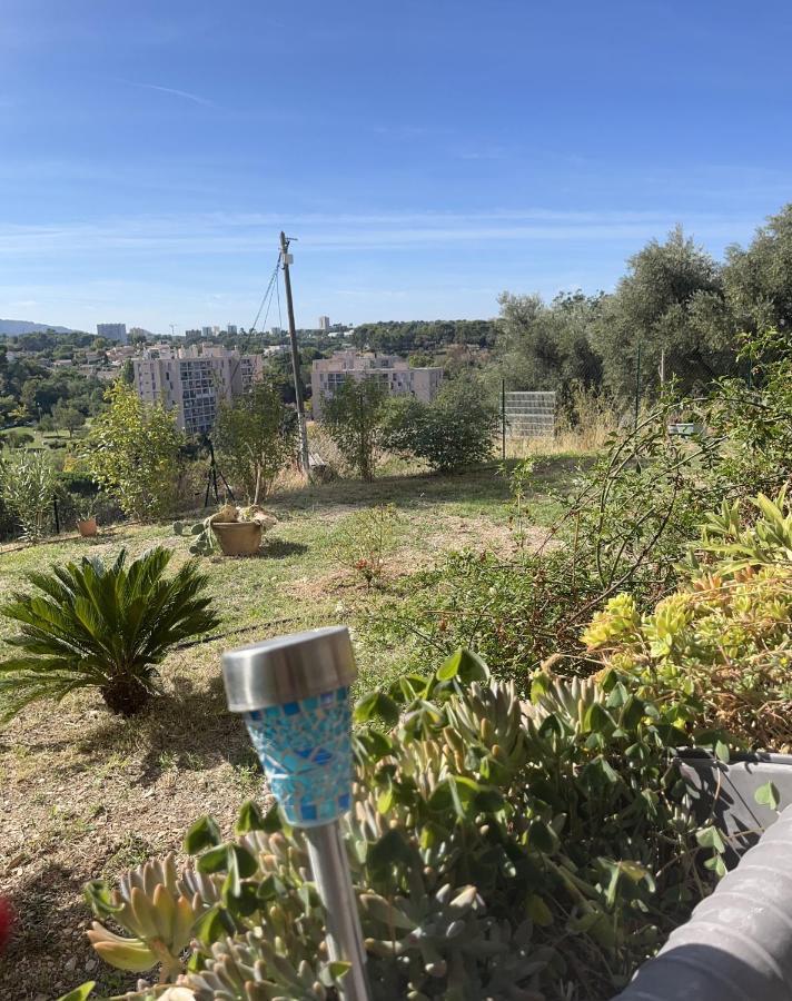 Charme Et Calme Apartamento Marselha Exterior foto
