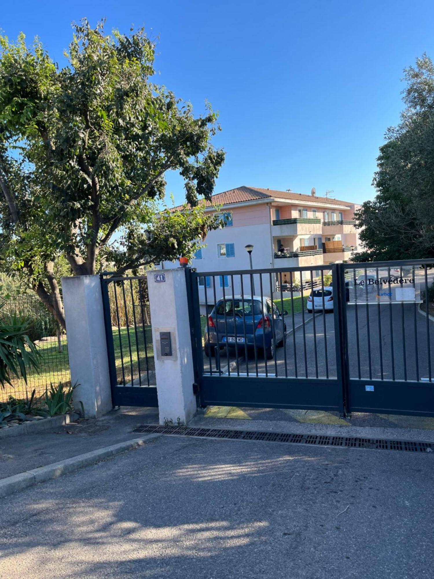 Charme Et Calme Apartamento Marselha Exterior foto